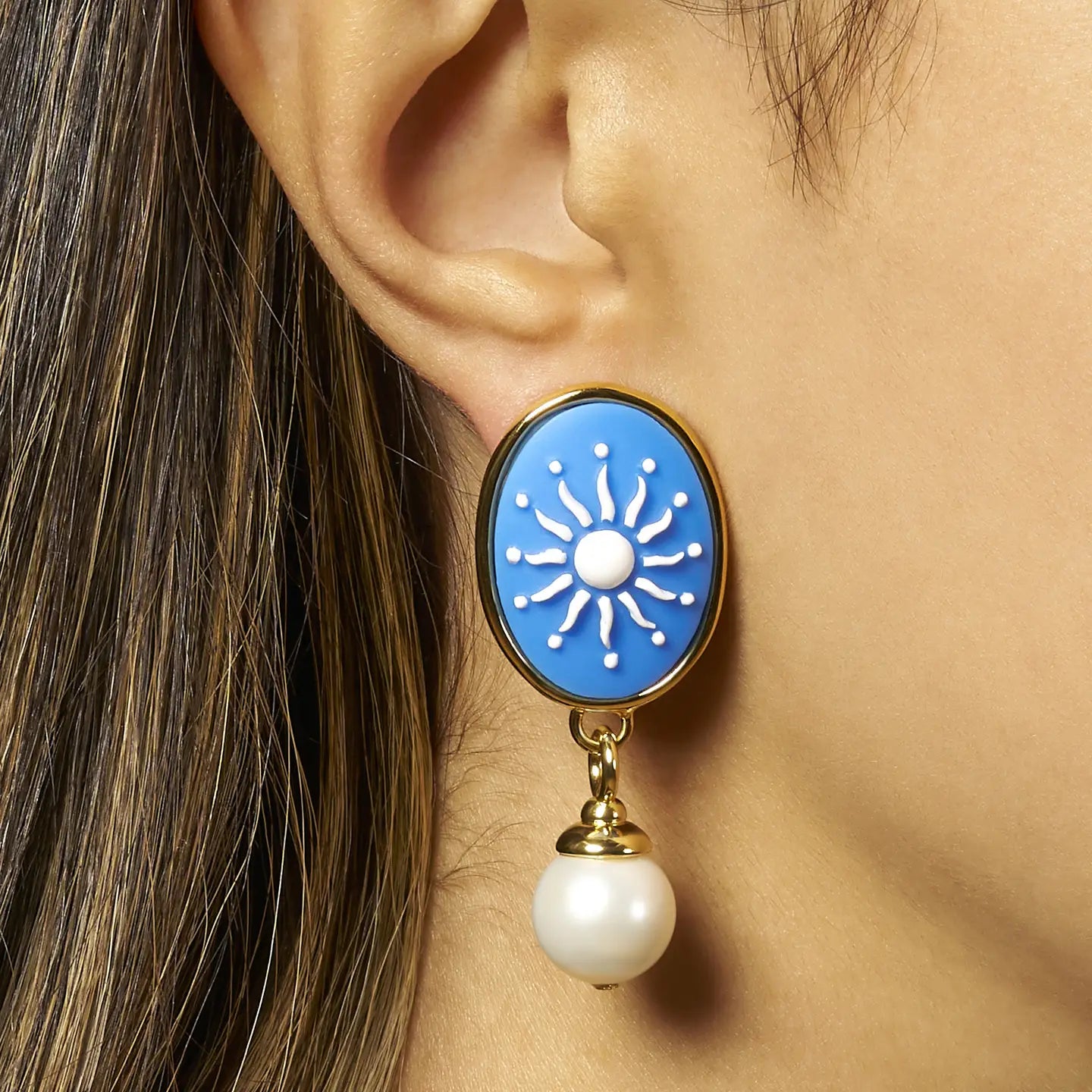 Blu Sunshine Cameo + Pearl Earring
